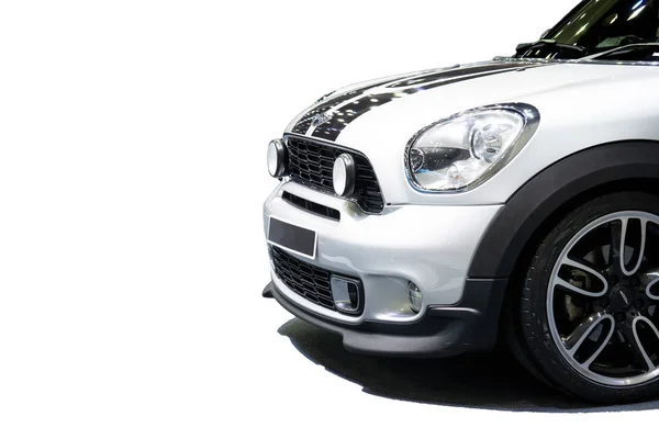 Tayland, Bangkok - 23 Ekim 2018: Mini Cooper araba modeli 2018 beyaz arka planda izole. Araç araba otomobil üreticisi yüksek performanslı uzmanlaşmış di kesim spor.