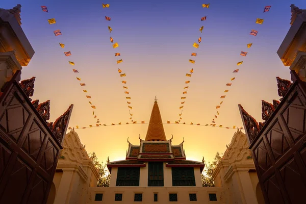 Incredibile Alba Phra Pathom Chedi Phra Pathom Chedi Ratchaworawihan Thailandia — Foto Stock