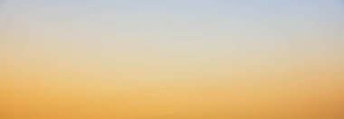 su ile bulanık renkli doğal gökyüzü bulutlar manzara arka plan