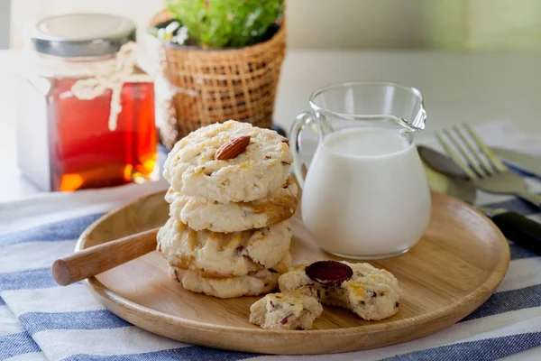 Almond Cookies Milk — Stock Photo, Image
