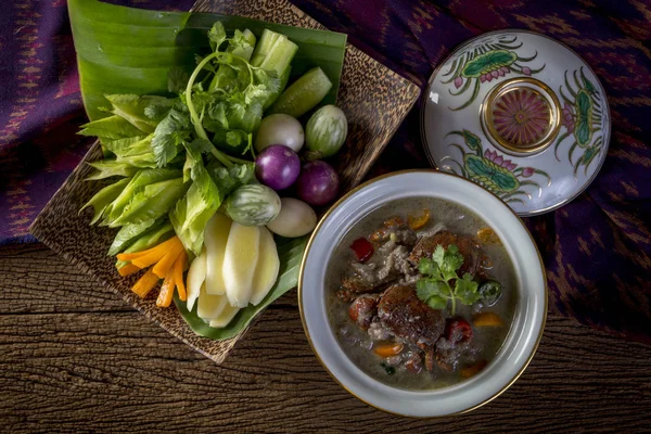 Crab dip with coconut milk and vegetables (Thai food)