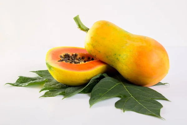 Papája Ovoce Izolované Bílém Pozadí — Stock fotografie