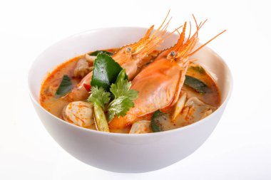 Tom yam kung's Tayland tipik bir baharatlı açık çorba 