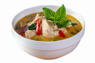 Beyaz arka planda tavuklu yeşil köri, Tayland mutfağı