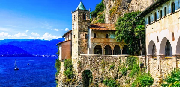 Picturesque Monastery Eremo Santa Caterina Dal Sasso Lake Maggiore Italy — 스톡 사진