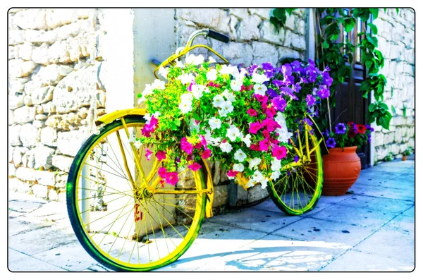 Cute Street Decoration Vintage Floral Bike — Stock Photo, Image