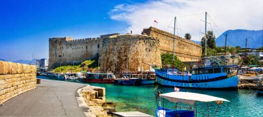 Kıbrıs - Girne şehir, Türk bölümü Ortaçağ Kalesi yerlerinden.