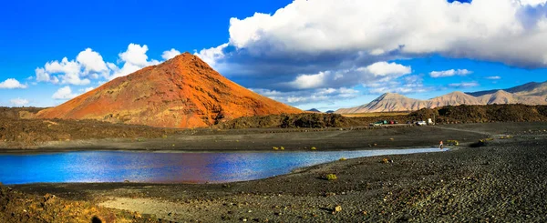 Natura Vulcanica Unica Dell Isola Lanzarote Con Sabbia Nera Lago — Foto Stock