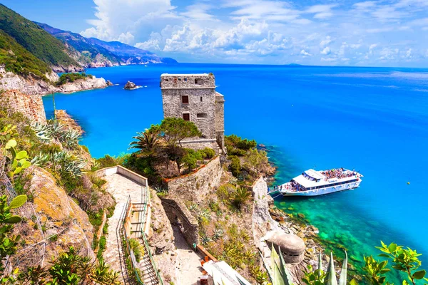 Impressionnant Monterosso Mare Vue Avec Château Médiéval Ligurie Italie — Photo