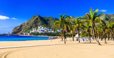 Tenerife - Las Teresitas Santa Cruz yakınındaki en iyi plajları. Kanarya, İspanya.