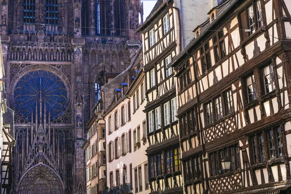 Strasburg Alzacja Francja Tradycyjne Domy Muru Pruskiego Katedry — Zdjęcie stockowe