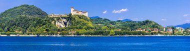 Rocca di Angera İtalya - doğal Lago Maggiore, görüş güzel göller.