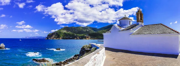 Insulele Frumoase Ale Greciei Skopelos Oraș Vechi Vedere Biserica Albă — Fotografie, imagine de stoc