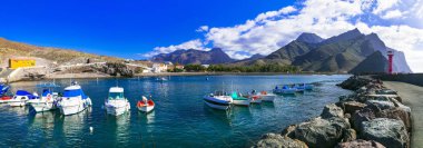 Gran Canaria ada - pitoresk geleneksel balıkçı köyü La Aldea de San Nicolas.Spain.