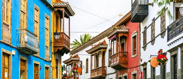 Teror Krásné Tradiční Město Barevnými Domy Gran Canaria Španělsko — Stock fotografie