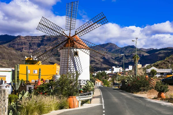 Traditionella Byn Och Väderkvarnar Canary Island Mogan Gran Canaria Spanien — Stockfoto