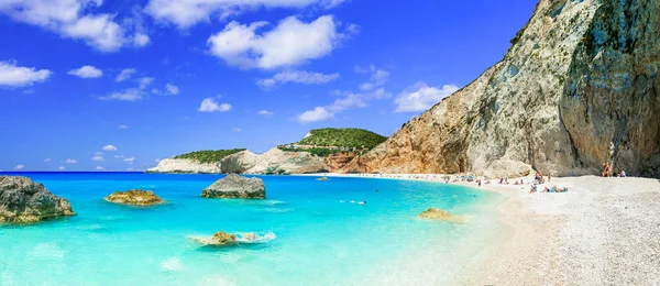 Görögország - gyönyörű Porto Katsiki-re helyezkedik el Lefkada legjobb strandjaitól. Jón sziget. — Stock Fotó