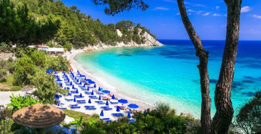 Yunanistan'ın en güzel plajlarından biri - Samos adasında Lemonakia.