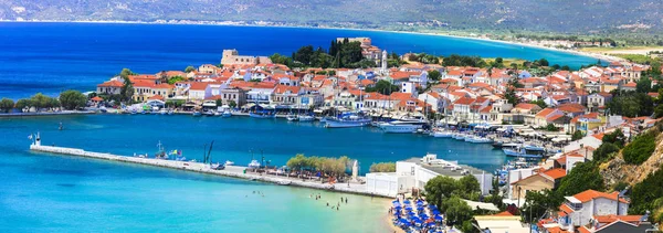 O melhor da Grécia - ilha de Samos cênica. Bela cidade de Pitágoras . — Fotografia de Stock