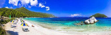 Skopelos adasının en iyi plajları - Milia plajı. Sporades, Yunanistan
