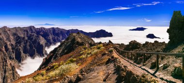 Mirador Roque de los Muchachos - La palma, Kanarya adaları. popüler gözlemevi. İspanya