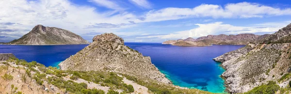 Csodálatos Görögország sorozat, gyönyörű természet-lélegzetelállító kilátás a Telendos-szigetre, Kalymnos. — Stock Fotó