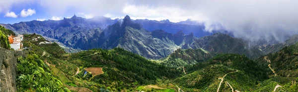 Artenara è il villaggio più alto di Gran Canarias con vista mozzafiato. . — Foto Stock