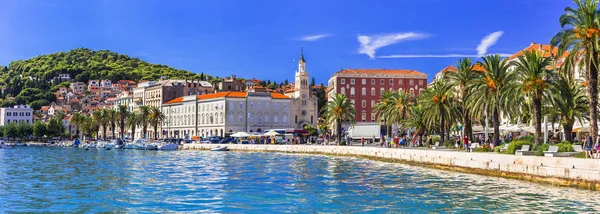 Путешествия и достопримечательности Хорватии - красивый город Спа , — стоковое фото
