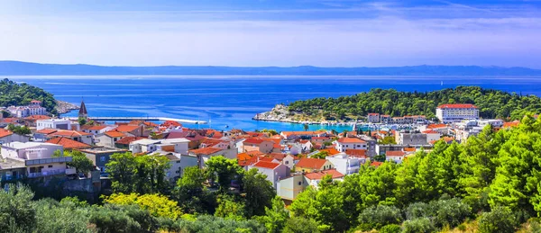Nádherný výhled na krásné pobřeží Jaderského moře. Makarská riviéra v Chorvatsku. — Stock fotografie