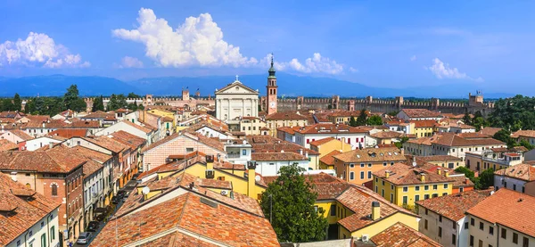 Los mejores lugares y lugares de interés del norte de Italia - pueblo medieval de Cittadella, región de Véneto —  Fotos de Stock