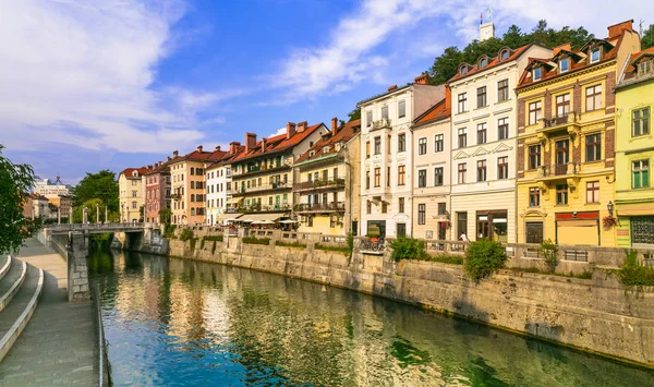 Romantické krásné město Lublaň, hlavní město Slovinska. Městská scéna. — Stock fotografie