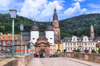 Heidelberg Almanya 'nın en güzel ortaçağ şehirlerinden biridir. Ünlü Karl Theodor köprüsü tarihi merkezde. Eylül 2016