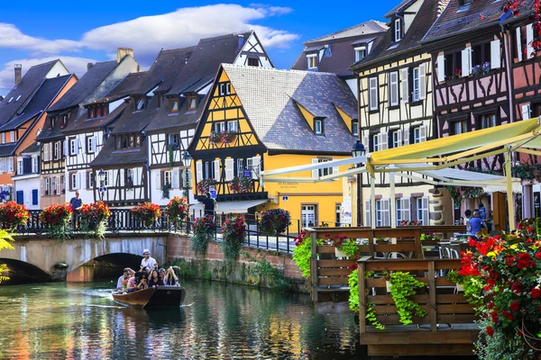 Frankrike Reser Vackra Och Färgstarka Städer Colmar Alsace Regionen Turistbåt — Stockfoto