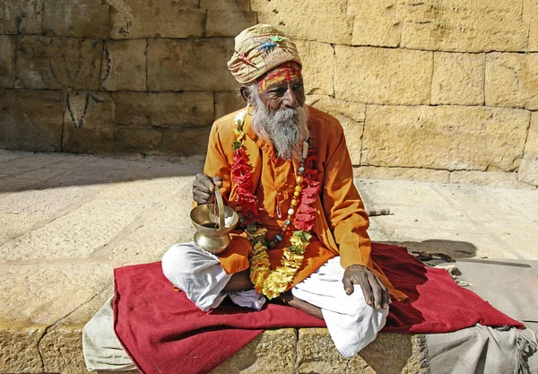老城区的萨杜人Jaisalmerrajasthan Feb 2013年印度 — 图库照片