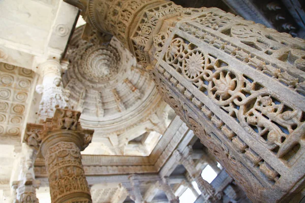 Ranakpur India Increíbles Esculturas Columnas Talladas Templo Adinath Jain Rajasthan — Foto de Stock