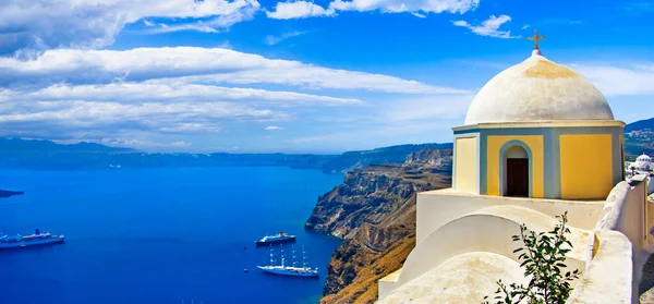 Iconische Santorini Mooiste Eiland Van Europa Uitzicht Met Traditionele Kerken — Stockfoto