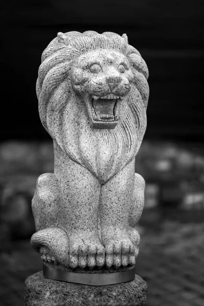 Beeld van een leeuw gemaakt van steen Stockafbeelding