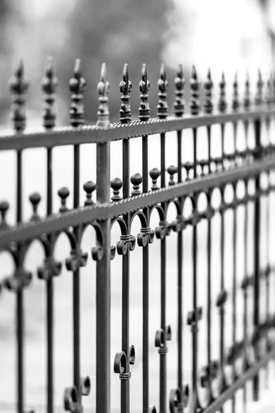 금속 단 철 울타리 — 스톡 사진