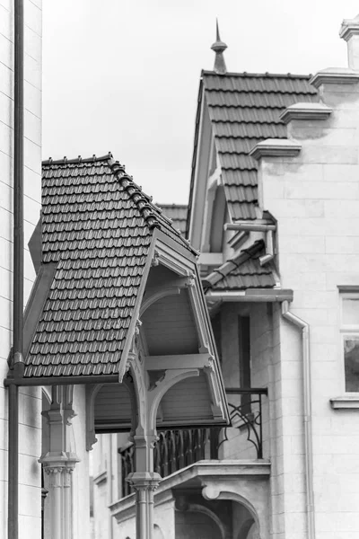 Roof tiles red — Stock Photo, Image