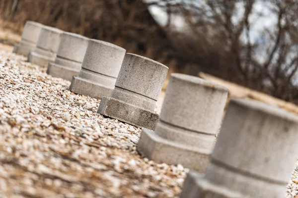 Beton kerítés, parkolás — Stock Fotó