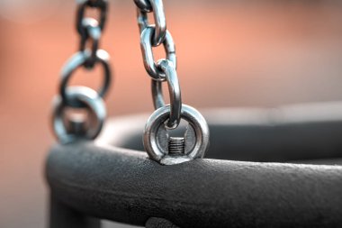 Bebek zinciri salıncak