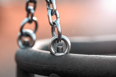 Bebek zinciri salıncak