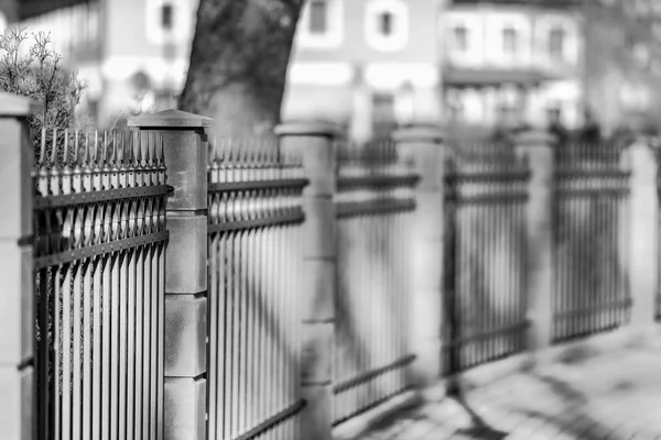 La nouvelle clôture métallique — Photo