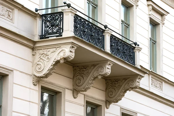 El balcón en el estilo barroco — Foto de Stock