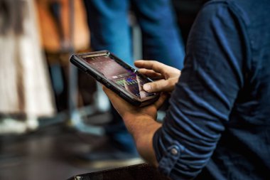 Uzaktan kumandalı dokunmatik tablet