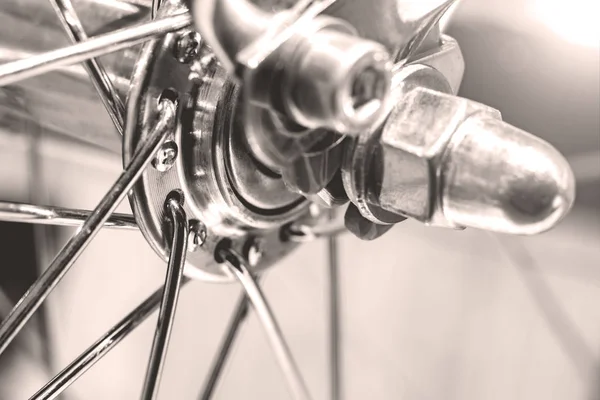 Kollu bisiklet ön tekerleği — Stok fotoğraf