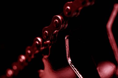 Metal koyu Bisiklet zinciri