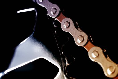 Metal koyu Bisiklet zinciri