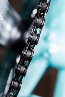 Metal koyu Bisiklet zinciri