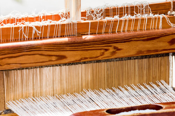 Traditional weaving machine